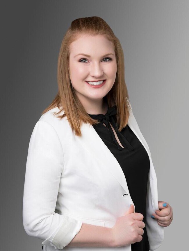 Julia BAUERSCHMIDT