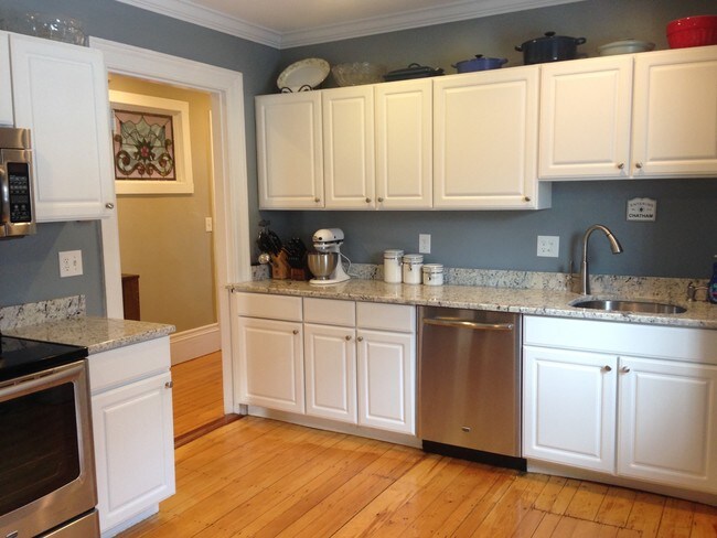 45 Garrison Rd unit 3, Brookline, MA 02445 - photo 2