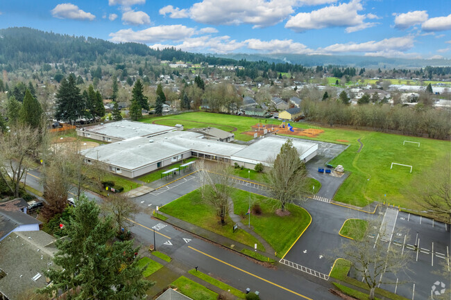 McCornack Elementary School serves grades K-5 in the Churchill neighborhood of Eugene, OR.