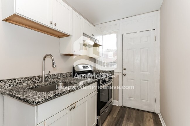 2638 S Massey St, Philadelphia, PA 19142 - photo 7