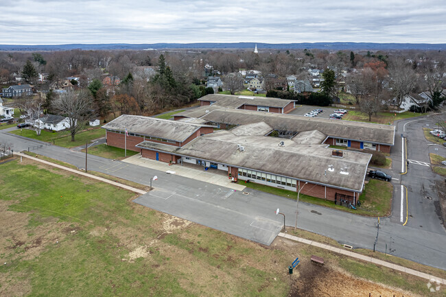 Alfred W. Hanmer School is located at 50 Francis St., Wethersfield, CT 06109.