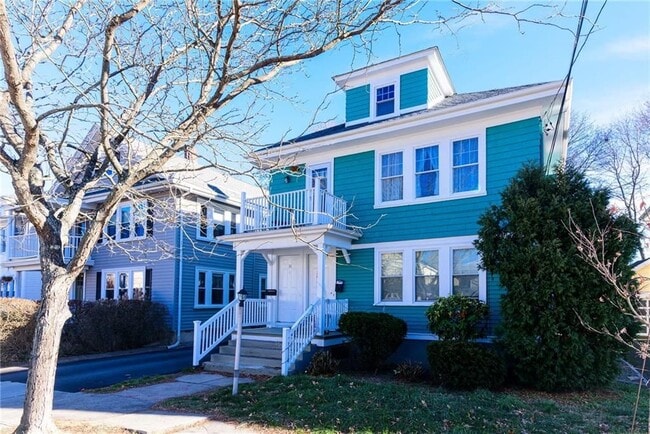 30 Taft Ave, Providence, RI 02906 - photo 3
