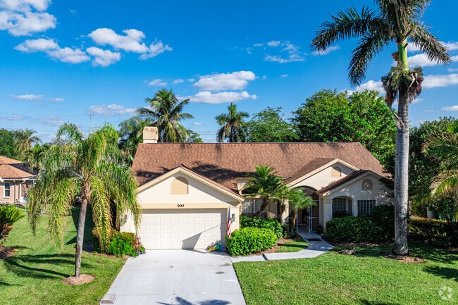 Most Briarwood homes are built in a Spanish revival style.