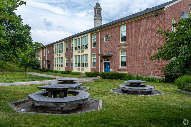 Bishop Elementary School outdoor picnic area in Arlington.