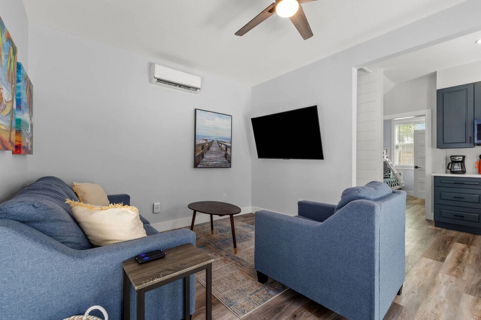 95 Cobia St unit ID1285911P, Destin, FL 32541 - photo 1