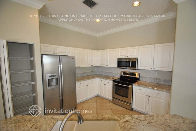 7142 Taylorwood Dr, Lake Worth, FL 33467 - photo 3