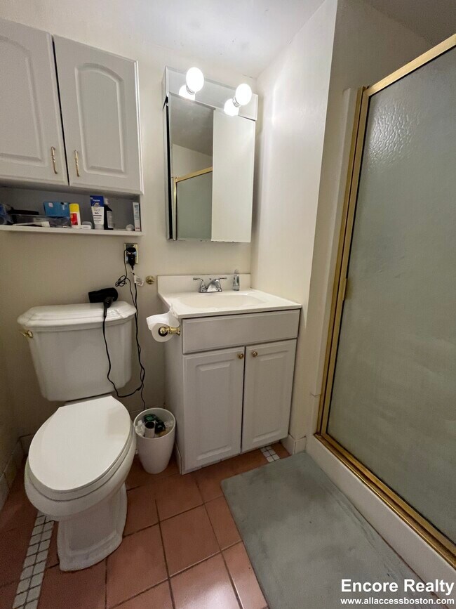 1244 Beacon St unit 8B, Brookline, MA 02446 - photo 5