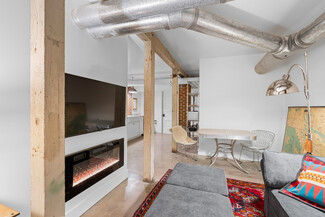 311 NW 20th Ave Unit B2, Portland, OR 97209
