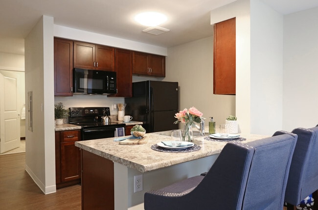 Brook Hill Village, Suffield, CT 06078 - photo 2