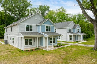833 E Davis St, Sullivan, IN 47882
