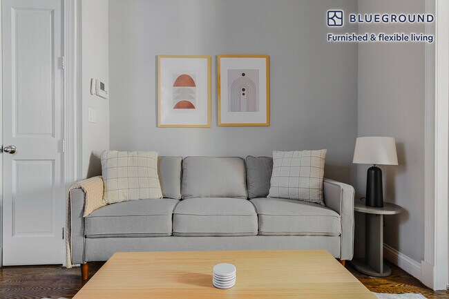 325 E 5th St unit FL1-ID1647, New York, NY 10003 - photo 2