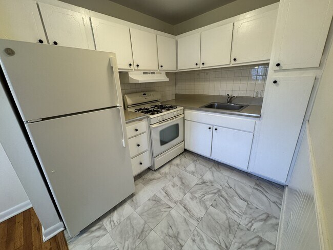 56 Myrtle Ave, Long Branch, NJ 07740 - photo 4