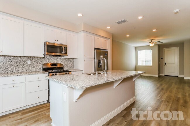 817 Chisel Ville Ln, Lincoln, CA 95648 - photo 5