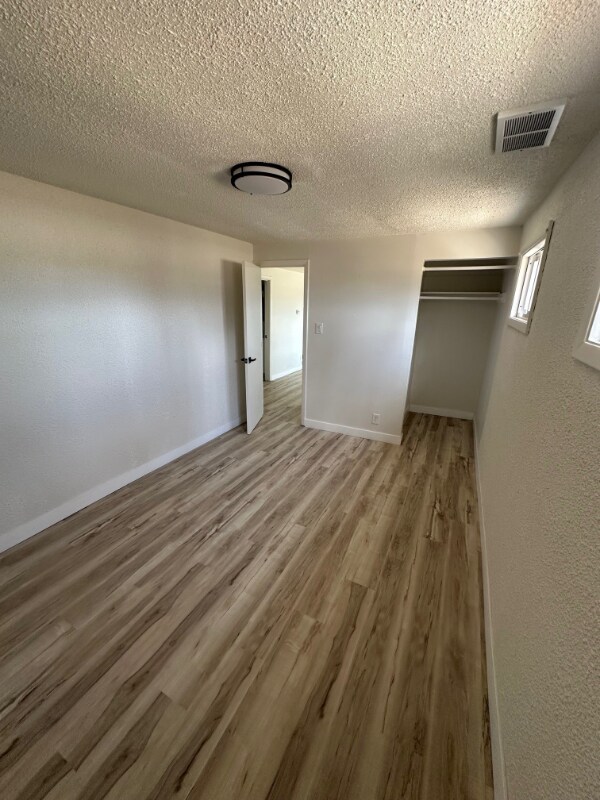 W220N9009 Waukesha V, Menomonee Falls, WI 53051