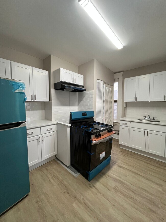 153 Seaview Ave Unit 3R, Jersey City, NJ 07305