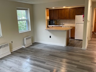 1014 S Pugh St, State College, PA 16801