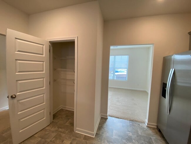 4290 Callum Ct, Decatur, GA 30034 - photo 5