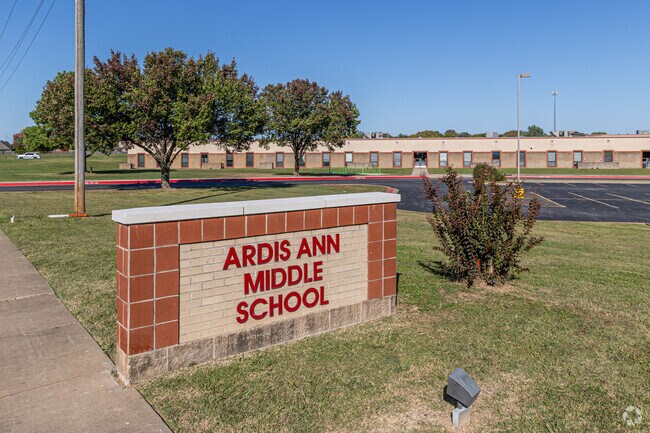 Ardis Ann Middle School is a highly rated, public school located in Bentonville.