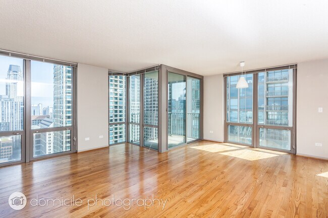 2 East Erie unit G512, Chicago, IL 60611 - photo 4
