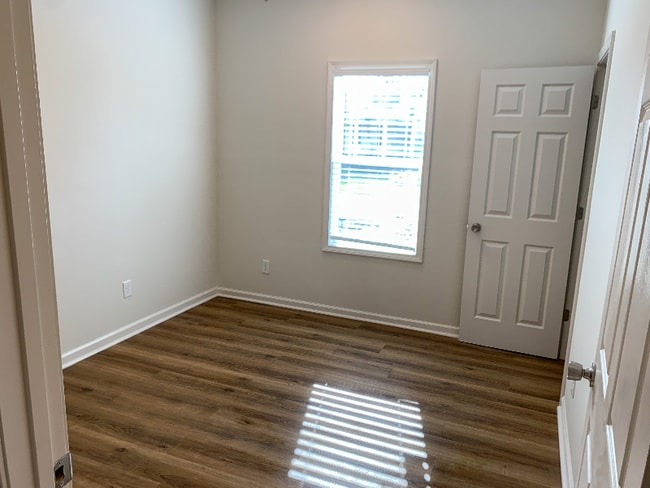 225 W 3rd St, Crowley, LA 70526 - photo 7