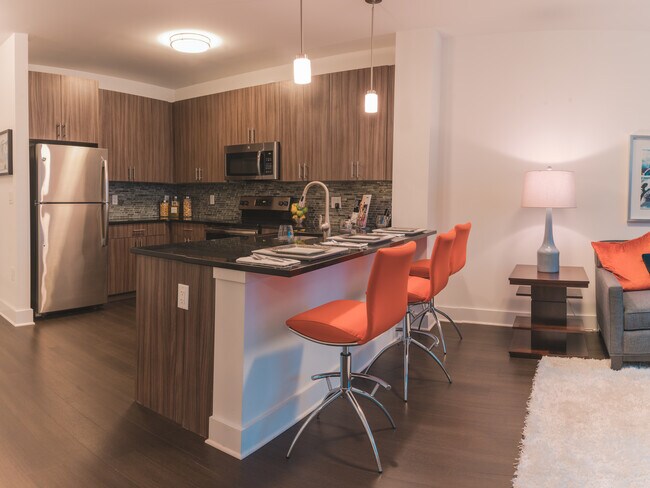 The Cobalt Apartments, Somerville, NJ 08876 - photo 3