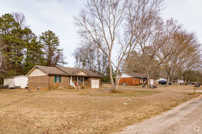 Modest smaller ranch-style homes are common in Cartwright.