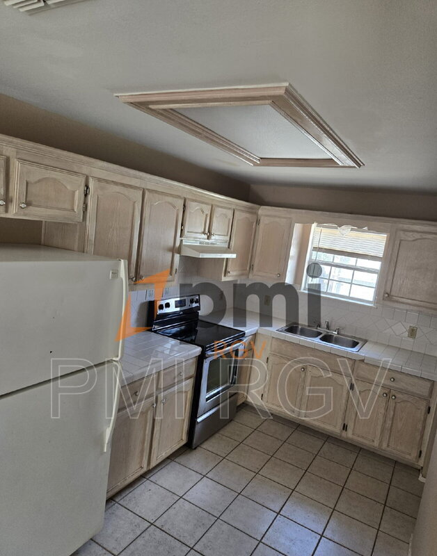 706 N Cummings Ave Unit 2, Mission, TX 78572