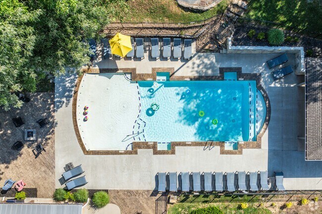 Northshore Village, Chattanooga, TN 37415 - photo 6