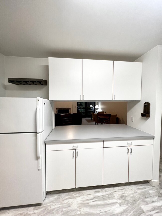 1047 Danby Rd unit D1, Ithaca, NY 14850 - photo 4