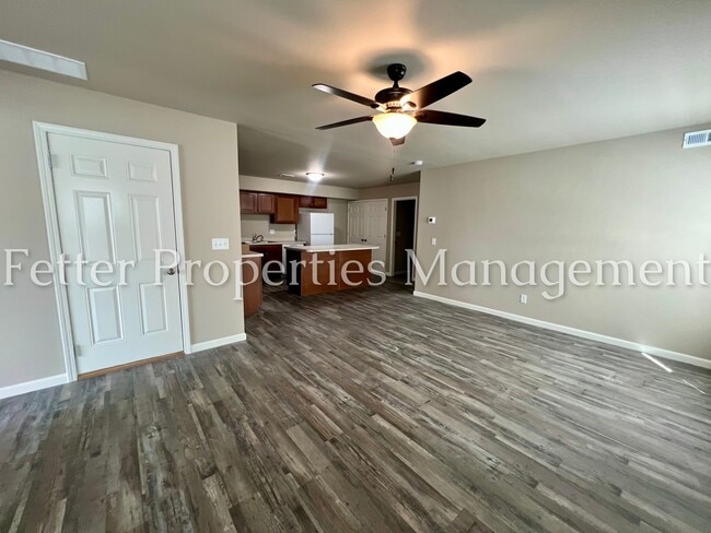 5230 Canyon Cir unit D, Newburgh, IN 47630 - photo 3