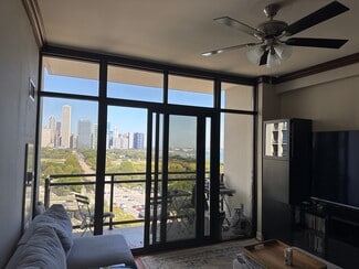 233 E 13th St Unit 1604, Chicago, IL 60605