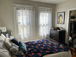 24 Burnham St Unit 2, Somerville, MA 02144