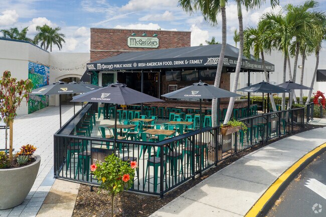 McGreggors cafe near Metro Parkway,  is a fun place to go with friends.