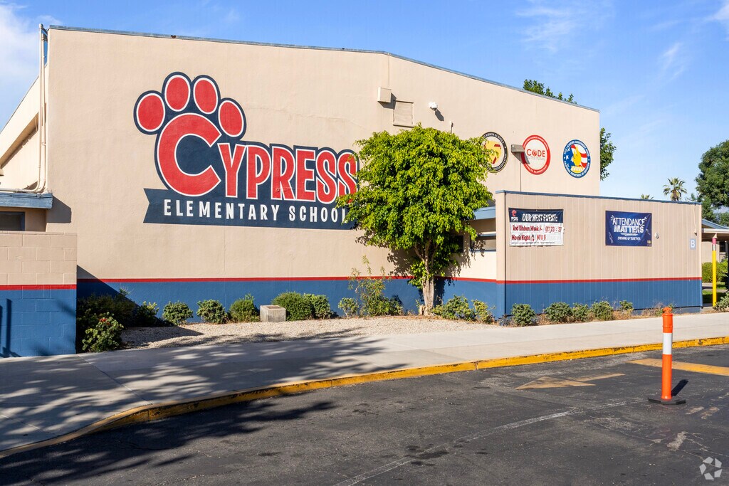School front logo