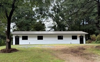 904 8th Ave SW, Conover, NC 28613