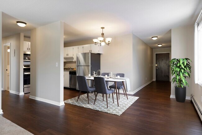 Axon Green, Minneapolis, MN 55416 - photo 2