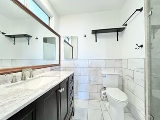 1055 S Shenandoah St Unit 3, Los Angeles, CA 90035