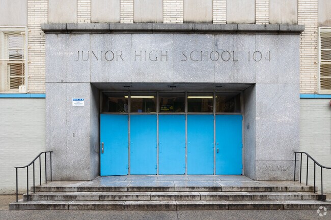 Simon Baruch Middle School 104 offers classes for District 2 students near Stuyvesant.