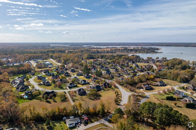 Sleepy Hole has beautiful views of the Nansemond River.