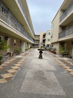 11646 Chenault St Unit 12, Los Angeles, CA 90049