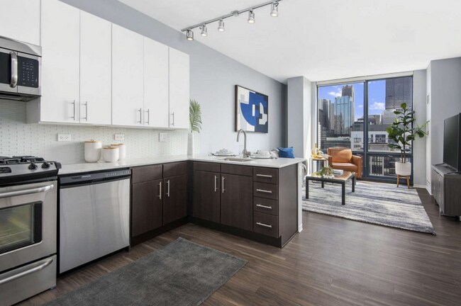 301 S Halsted St unit 2506, Chicago, IL 60661 - photo 2