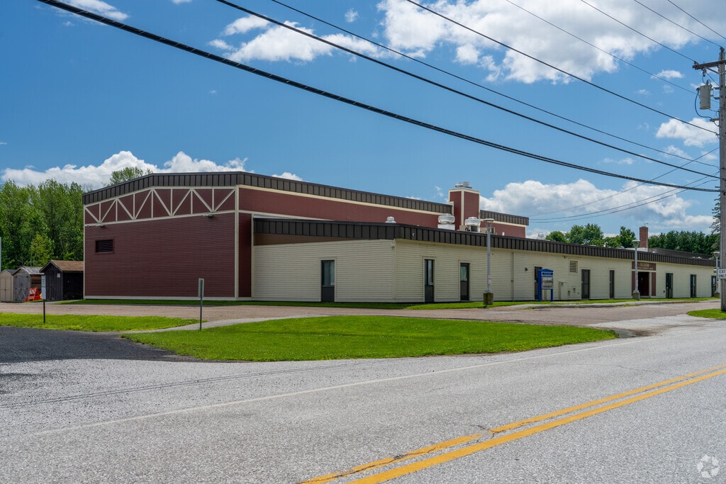 The Folsom Educational & Community Center serves students PK-8.