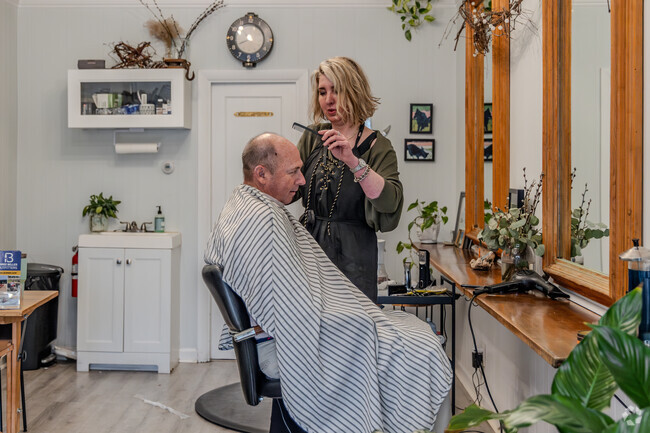 You will get an excellent haircut and service by visiting Main Street Barber in Deep River, CT.