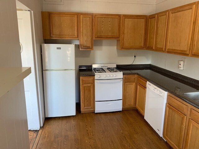 104 Englewood Ave unit 5, Brighton, MA 02135 - photo 2