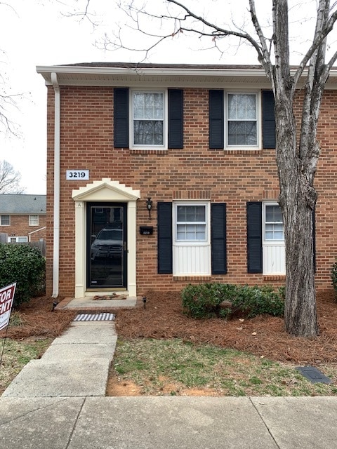 3219 Regents Park Ln unit A, Greensboro, NC 27455 - photo 1
