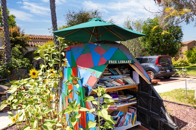 Neighbors share a love of reading in Pico-Robertson