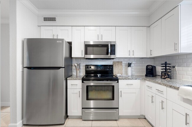 BC Tampa, Tampa, FL 33609 - photo 5