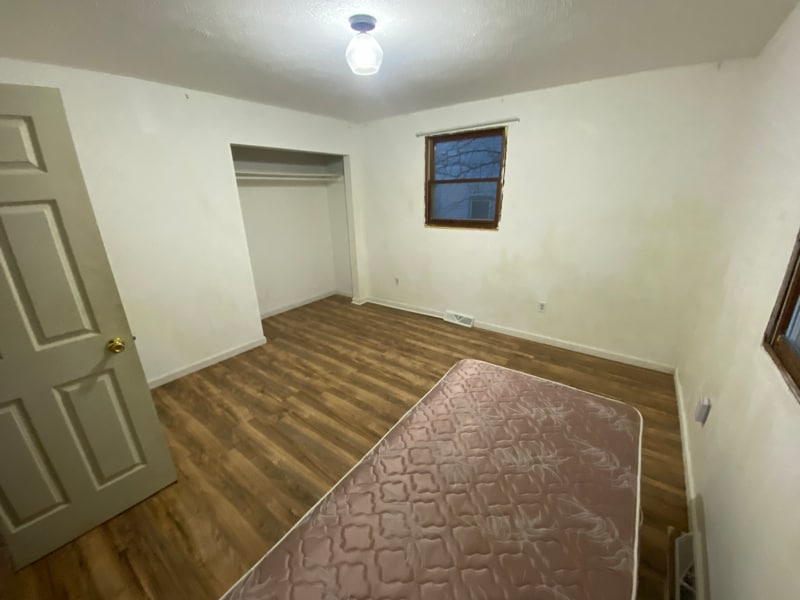 2085 Cedar St, Holt, MI 48842 - photo 1