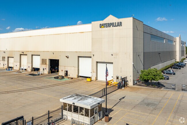 Many residents of Drexel Highlands work at Caterpillar.