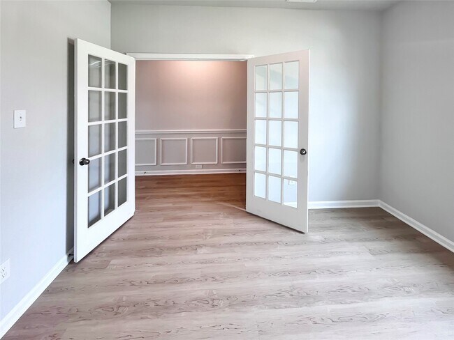 13207 Hayden Peak Dr, Arcola, TX 77583 - photo 3